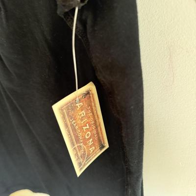 LOT 246L: NWT Ladies’ Shirts for Summer: Baja Blue, Ocean Drive, Arizona & More