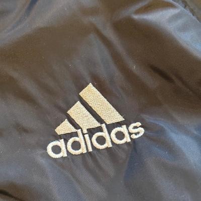 LOT 249L: Adidas Sportswear collection incl NWT Long Sleeve Tee w/ Matching Windbreaker Pants