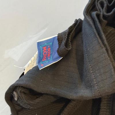 LOT 251L: Bin Full of Petite / Junior Ladies' Tanks & Tees: Guess, OP, Taxi, Blue Asphalt & More