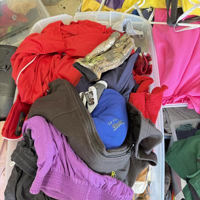 LOT 255G: Six Mystery Totes of Clothing: Variety of Sizes, Styles & More