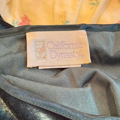 LOT 260L: NWT Sleepwear & Robes: Betty Boop, Joe Boxer, Nautica & More