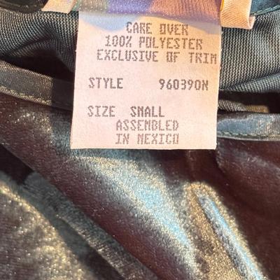 LOT 260L: NWT Sleepwear & Robes: Betty Boop, Joe Boxer, Nautica & More