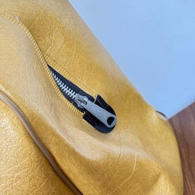 LOT 261A: Vintage High Skone 300 DO68/2591 Bowling Ball w/ Mustard Yellow Carrying Bag