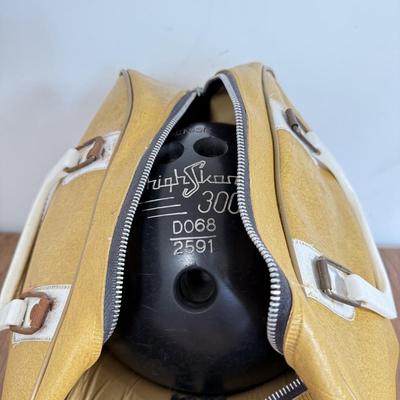 LOT 261A: Vintage High Skone 300 DO68/2591 Bowling Ball w/ Mustard Yellow Carrying Bag