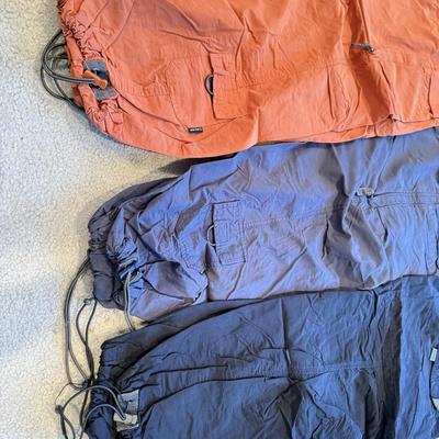 LOT 262L: Pants & Shorts: Quiksilver, Silvertab, Wear First, American Eagle, Levi's, Plugg & More