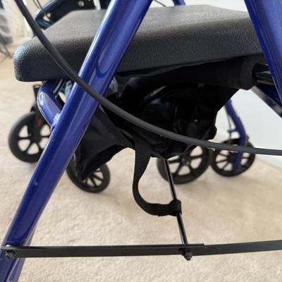 LOT 268A: Drive Ambulatory Equipment & Oxygen Tank Cart