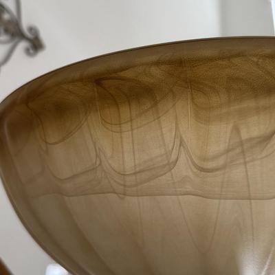 LOT 269L: Tall Glass Shade Floor Lamp (works)