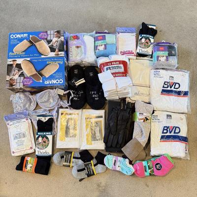 LOT 272L: NWT/NIP Conair Foot Vibes Slippers, Socks, Undershirts, Underwear & More