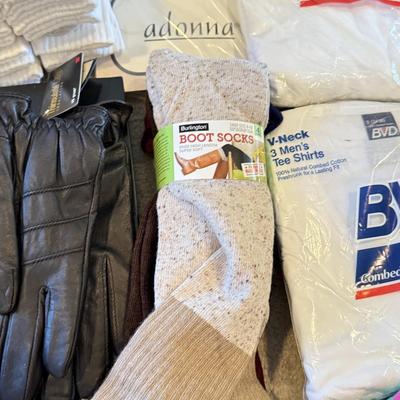 LOT 272L: NWT/NIP Conair Foot Vibes Slippers, Socks, Undershirts, Underwear & More
