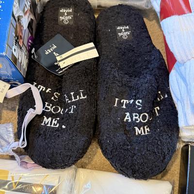 LOT 272L: NWT/NIP Conair Foot Vibes Slippers, Socks, Undershirts, Underwear & More