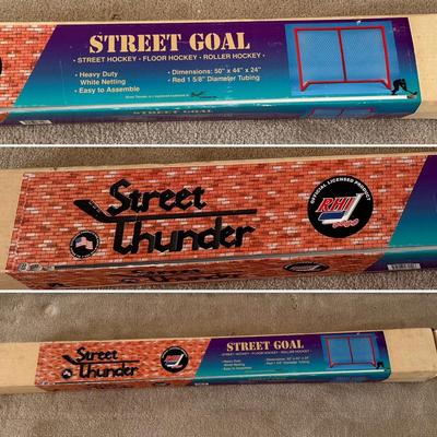 LOT 276A: NIB Vintage RHL Hockey Street Goal