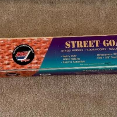 LOT 276A: NIB Vintage RHL Hockey Street Goal