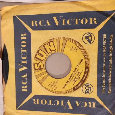 Lot of 45 RPM Records Counrty Merle Haggard Johnny Cash Sun Records George Jones