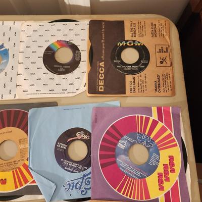 Lot of 45 RPM Records Counrty Merle Haggard Johnny Cash Sun Records George Jones