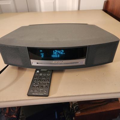 Bose Wave Radio AWRCC1 Radio Works Fine Cd skipping