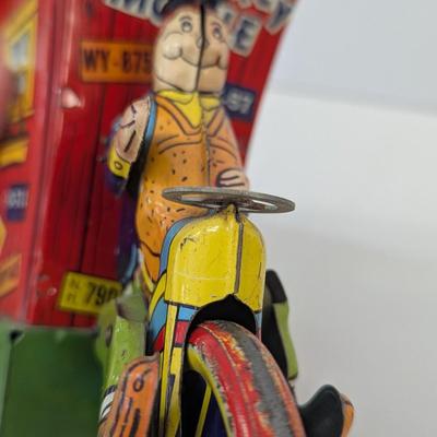 Vintage Humphrey Mobile Wyandotte Tin Litho Wind-Up Toy With Box