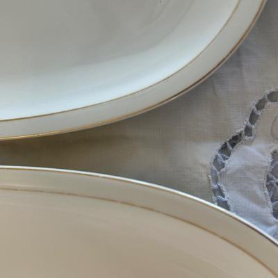 Vintage ARZBERG Germany Serving and Tea Dishware