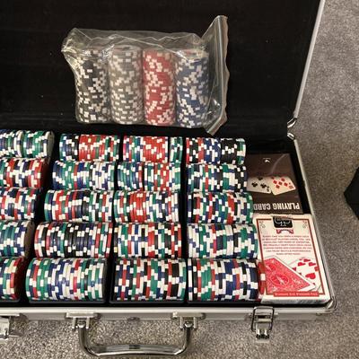 Poker set & new Valvoline chips