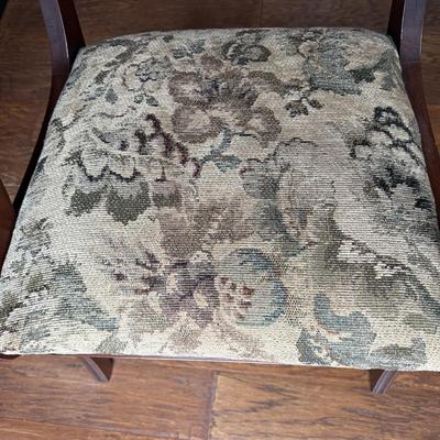 Lyre Back Arm Chair (O-BM)