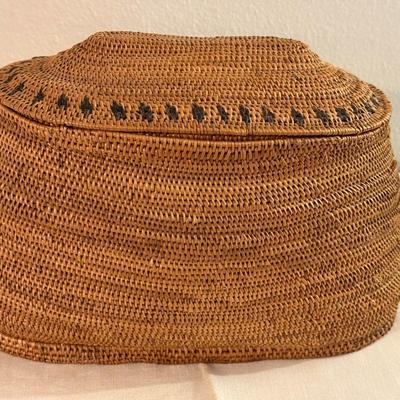 Antique Wicker Storage Basket with Lid.