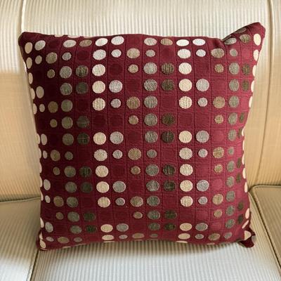 Four Designer Throw Pillows (GB2-BM)