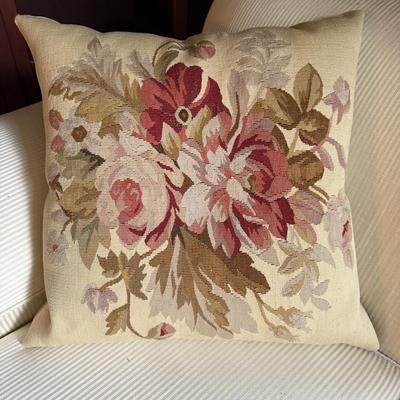 Four Designer Throw Pillows (GB2-BM)