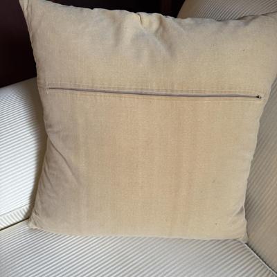 Four Designer Throw Pillows (GB2-BM)