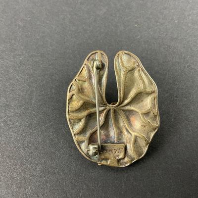 -12- STERLING | Artist Signed Frog On Lily Pad Brooch | Marked