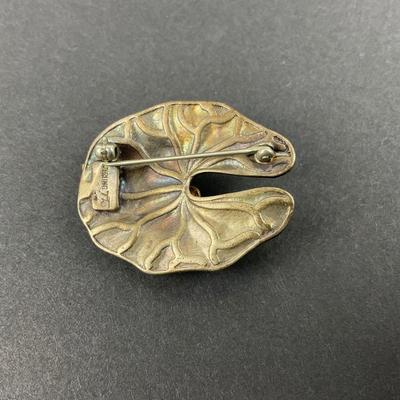 -12- STERLING | Artist Signed Frog On Lily Pad Brooch | Marked