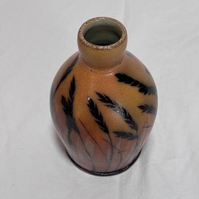 Japanese Style Ceramic Sake Bottle and Cups by Kyle Carpenter (LR-DZ)
