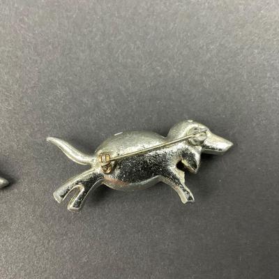 -17- COSTUME | Silver Tone Puppy Brooches