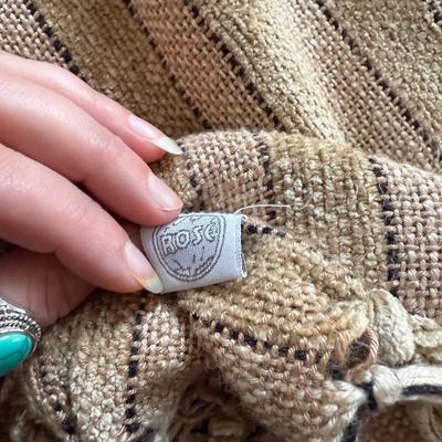Handwoven Luxury Throw Blankets (GB2-BM)