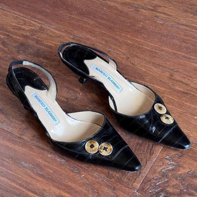 Manolo Blahnik Women’s Kitten Heels - Size 38 1/2 (LR-DZ)