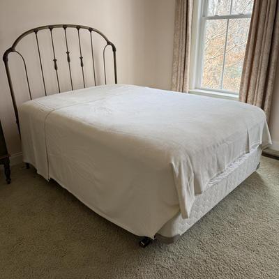 Large Cozy Cream Silk Blanket (GB2-BM)