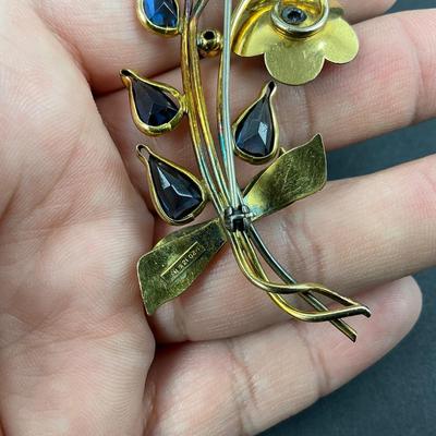 -37- HARVEY & OTIS | 1940’s Brooch | Marked