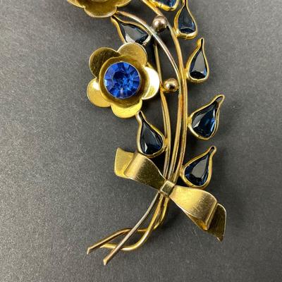 -37- HARVEY & OTIS | 1940’s Brooch | Marked