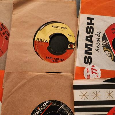 Lot of 45 RPM Records