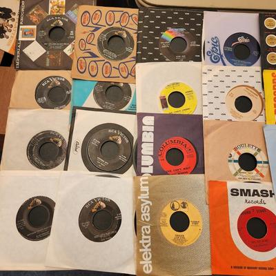 Large Lot 45 RPM Records Elvis Presley Queen Bobby Pickett Monster Mash Garpax The Monkees Yardbirds The Beatles Bee Gees Barbara George...
