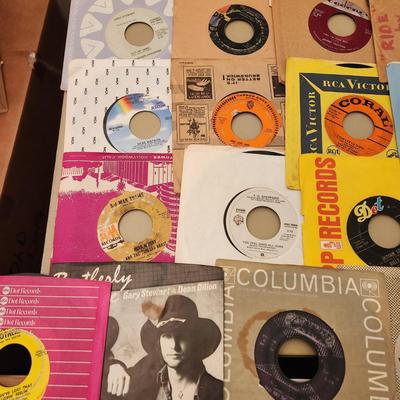 Large Lot 45 RPM Records Elvis Presley Queen Bobby Pickett Monster Mash Garpax The Monkees Yardbirds The Beatles Bee Gees Barbara George...