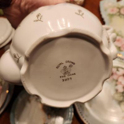 Table Top Full of China Plates , Fenton Vase, Tea pot, Bowls, Delft Holland, Herend, Bareuther, Royal Crown