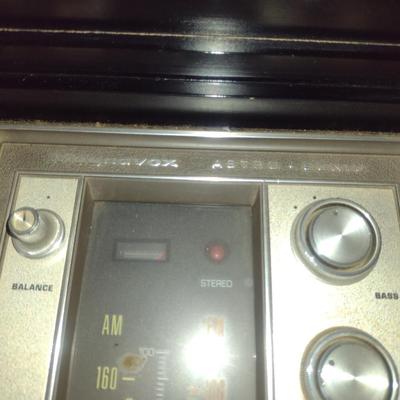 Magnavox Astro-Sonic Stereo Console- AM/FM and Turntable