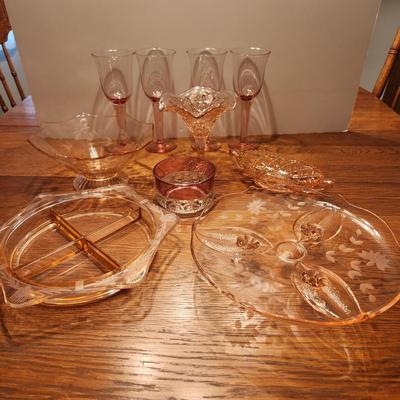 Depression Glass Lot Glasses, Bowl, Serving Dish