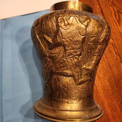 Metal Vase Urn 12" tall 6" opening Elephant People