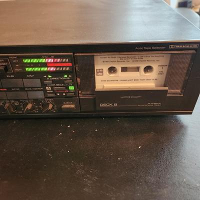Yamaha Stereo Double Cassette Deck KX-w302u powers up boths sides work