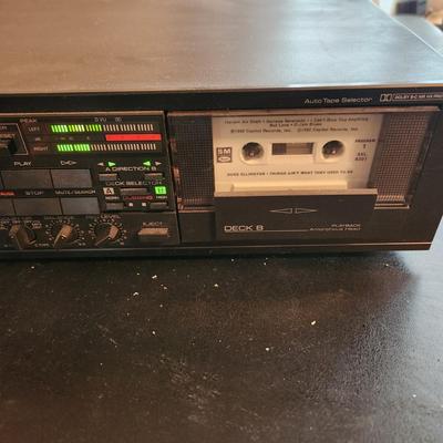 Yamaha Stereo Double Cassette Deck KX-w302u powers up boths sides work