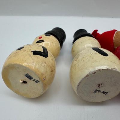 Vintage Made in Japan Small Wooden Christmas Kokeshi Santa Claus & Snowmen Peg Dolls