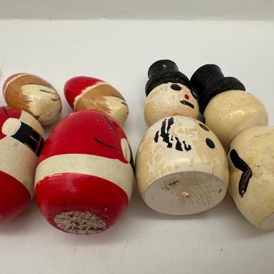 Vintage Made in Japan Small Wooden Christmas Kokeshi Santa Claus & Snowmen Peg Dolls