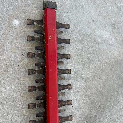 TORO Cordless Hedge Trimmer
