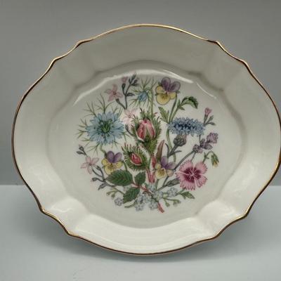 Aynsley “Wild Tudor” Jar with Lid and Dish