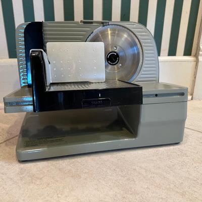Chef's Choice 615A Electric Food Slicer